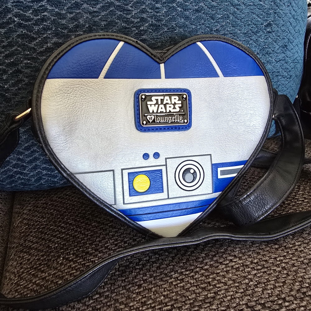Loungefly Star Wars R2-D2 Heart Crossbody Bag – Disney Licensed